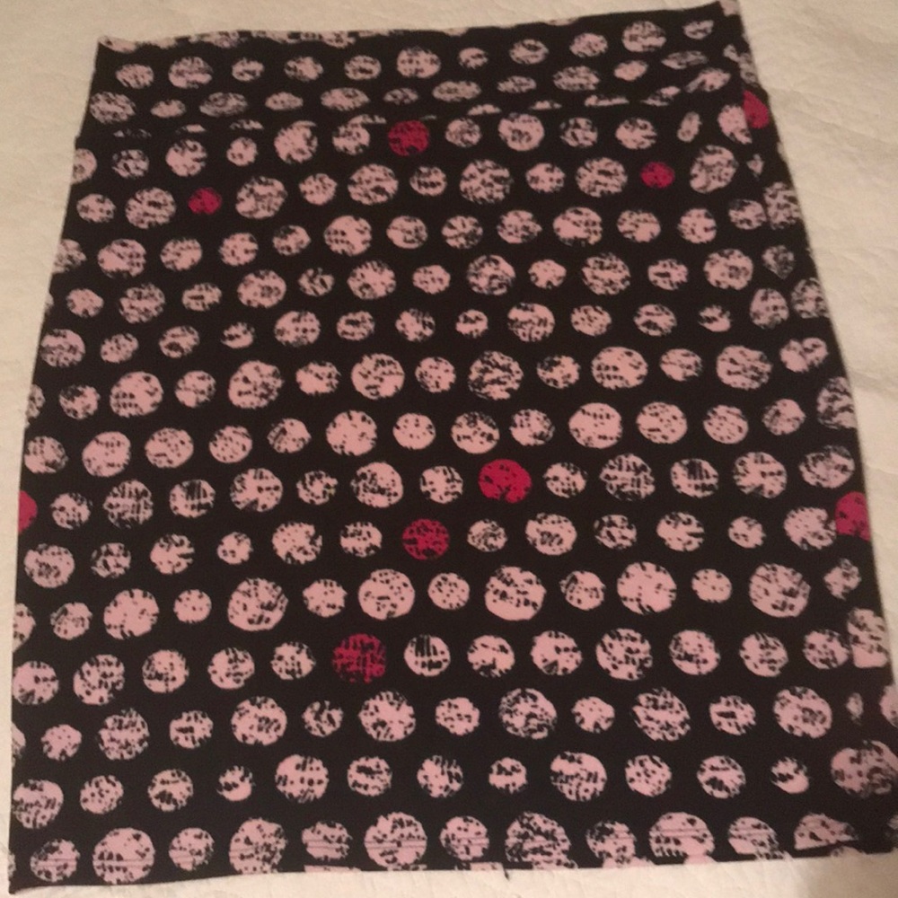 Lula Roe Cassie skirt
